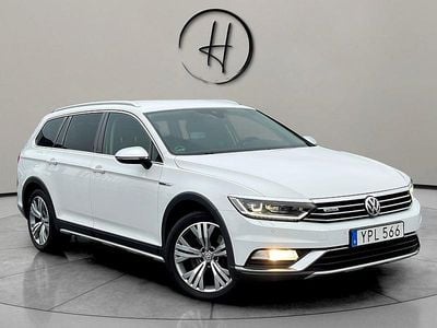 Begagnad VW Passat Alltrack 239 HK (175 kW) 2017 Vit Kombi