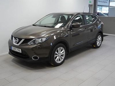 Brun Begagnad 2015 Nissan Qashqai SUV | 139 800 kr (Marknadspris)
