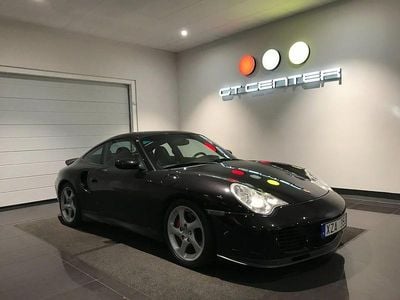 Svart Begagnad 2003 Porsche 996 Turbo Sportkupé | 799 000 kr