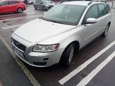 Begagnad 2009 Volvo V50 Kombi | 30 500 kr (Marknadspris)