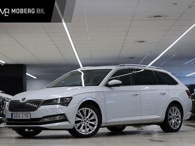 Vit Begagnad 2023 Skoda Superb Style Kombi | 259 900 kr (Superpris)