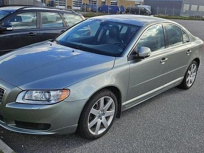 Volvo S80