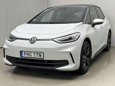 Begagnad VW ID.3 Edition 239 kW (326 HK) 2024 Vit Halvkombi