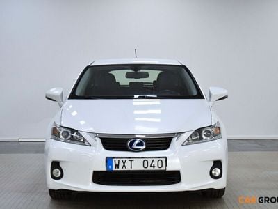 Lexus CT200h