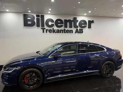 Begagnad VW Arteon GTS 239 HK (175 kW) 2017 Blå Halvkombi