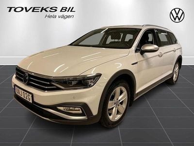 Begagnad VW Passat Alltrack 200 HK (147 kW) 2023 Glacier white metallic Kombi