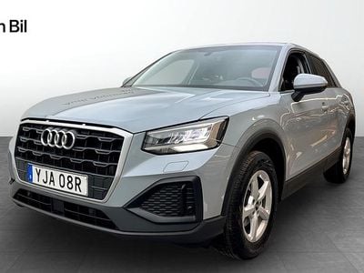 Grå Begagnad 2022 Audi Q2 Proline SUV | 244 000 kr (Marknadspris)