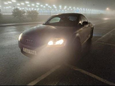 Begagnad 1999 Audi TT Sportkupé | 39 000 kr (Marknadspris)