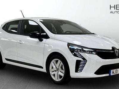 Glaciär vit Begagnad 2024 Renault Clio V Evolution Halvkombi | 199 900 kr (Marknadspris)