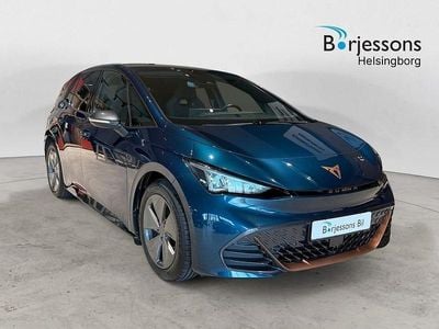 Begagnad Cupra Born 169 kW (231 HK) 2023 Blå Halvkombi
