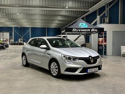 Silver Begagnad 2017 Renault Mégane IV Halvkombi | 129 900 kr (Bra pris)