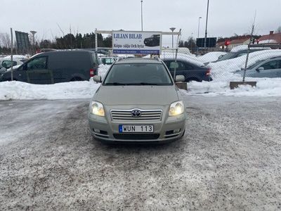 begagnad Toyota Avensis Kombi 2.4 D-4 VVT-i