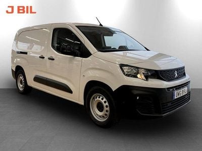 Begagnad Peugeot E-Partner 100 kW (136 HK) 2024 Vit kaolin Minibuss