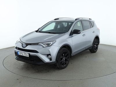 Silver Begagnad 2018 Toyota RAV4 Hybrid SUV | 179 000 kr (Superpris)