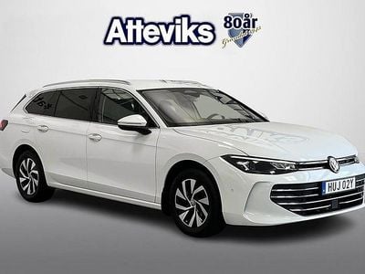 Vit Begagnad 2024 VW Passat Business Kombi | 334 900 kr (Lite dyr)