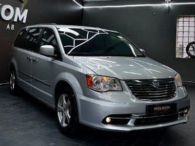 Begagnad 2012 Lancia Voyager Minibuss | 88 499 kr (Dyr)