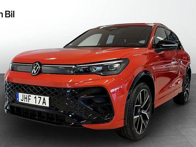 Röd Ny 2025 VW Tiguan R-line SUV | 560 800 kr (Lite dyr)