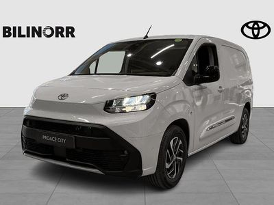 Vit Begagnad 2024 Toyota Proace City City Minibuss | 389 000 kr (Lite dyr)