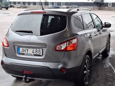 Nissan Qashqai +2