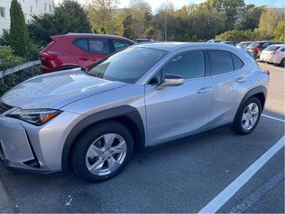 Lexus UX 250h