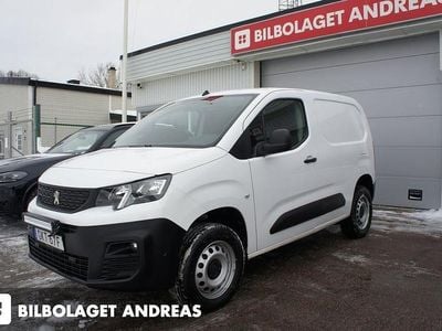 Begagnad Peugeot Partner 131 HK (96 kW) 2022 Vit Minibuss