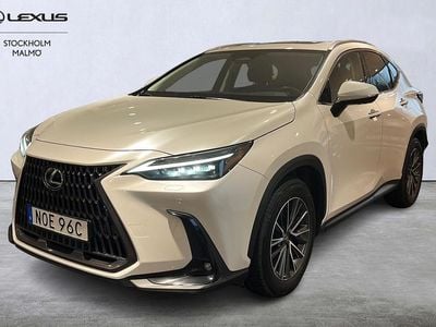Begagnad Lexus NX450h+ Executive Line 313 HK (230 kW) 2023 Vit SUV