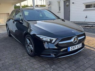Begagnad 2022 Mercedes A180 Halvkombi | 278 500 kr (Marknadspris)