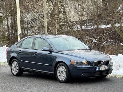 Begagnad Volvo S40 Momentum 170 HK (125 kW) 2005 Blå Sedan