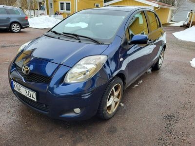 begagnad Toyota Yaris 5-dörrar 1.33 Dual VVT-i Euro 4 med drag