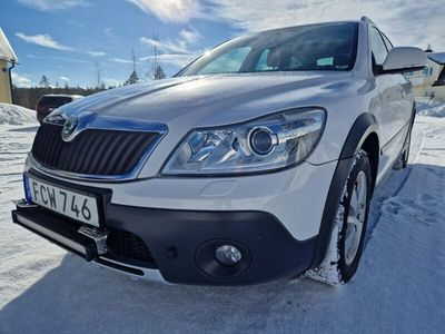 begagnad Skoda Octavia Scout 2.0 TDI 4x4 Euro 5