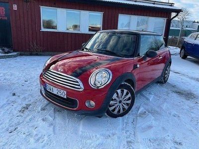 Röd Begagnad 2013 Mini ONE Halvkombi | 76 700 kr (Marknadspris)