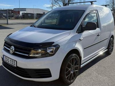 Vit Begagnad 2018 VW Caddy Minibuss | 186 250 kr (Dyr)