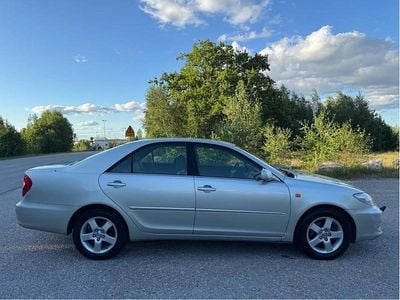 Begagnad Toyota Camry 187 HK (137 kW) 2003 Silver Sedan