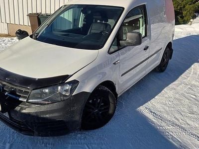 Begagnad VW Caddy 190 HK (139 kW) 2017 Minibuss