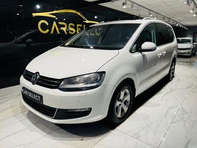 Vit Begagnad 2014 VW Sharan Minibuss | 99 900 kr (Marknadspris)