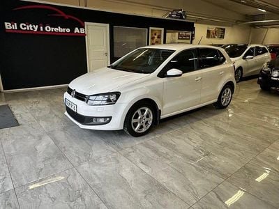 Begagnad VW Polo 90 HK (66 kW) 2012 Vit Halvkombi