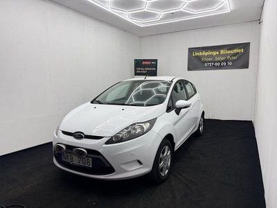 Vit Begagnad 2011 Ford Fiesta Trend Halvkombi | 33 900 kr (Marknadspris)