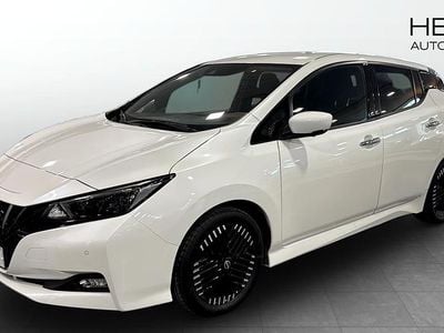 Begagnad Nissan Leaf N-Connecta 110 kW (150 HK) 2022 Vit Halvkombi