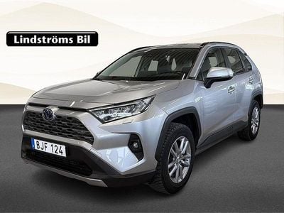 Begagnad Toyota RAV4 Hybrid Active 178 HK (130 kW) 2023 Silver SUV