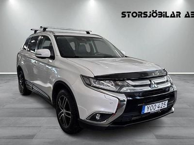 Begagnad Mitsubishi Outlander 150 HK (110 kW) 2017 Vit SUV