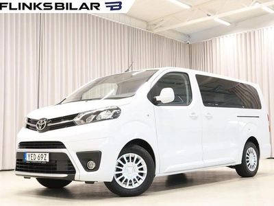 Vit Begagnad 2023 Toyota Proace Verso Kombi | 399 900 kr (Marknadspris)