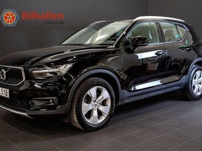 Svart Begagnad 2020 Volvo XC40 Momentum SUV | 324 900 kr (Marknadspris)