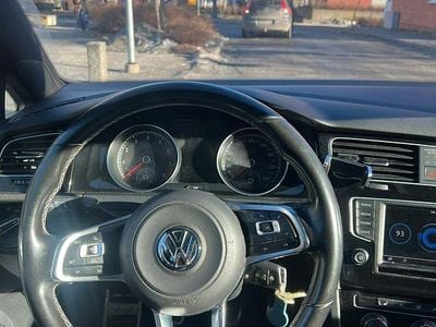 Begagnad VW Golf VII 150 HK (110 kW) 2016 Silver