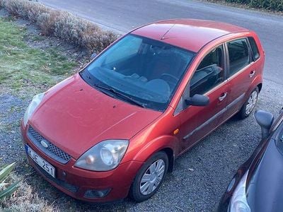 Begagnad 2006 Ford Fiesta Halvkombi | 7 000 kr (Lite dyr)