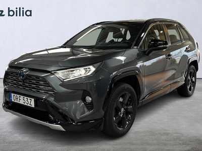 Grå Begagnad 2020 Toyota RAV4 Hybrid SUV | 269 000 kr (Marknadspris)