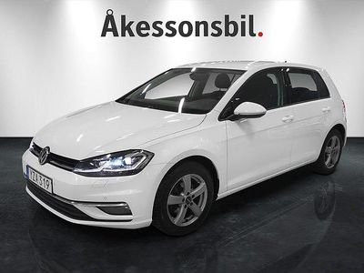 Vit Begagnad 2017 VW Golf VII Halvkombi | 189 000 kr (Dyr)