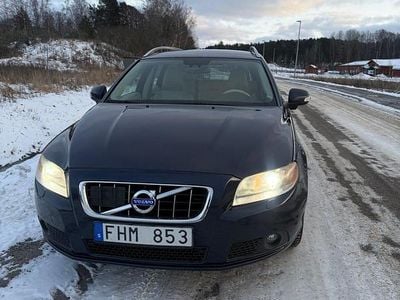 Begagnad 2010 Volvo V70 Kombi | 64 000 kr (Lite dyr)