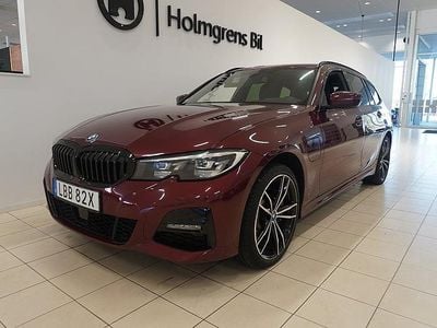 Begagnad BMW 330e M Sport 184 HK (135 kW) 2021 Röd Kombi