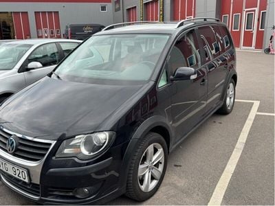VW Touran Cross