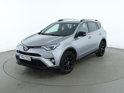 Silver Begagnad 2018 Toyota RAV4 Hybrid SUV | 179 000 kr (Superpris)